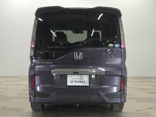 ステップワゴンスパーダ スパーダアドバンスパッケージα リア席モニター 禁煙ワンオーナー 追突軽減ブレーキ サイドエアバッグ ナビ リアカメラ Bluetooth フルセグ HDMI USB接続 DVD再生 スマートキー LEDヘッドライト 社外アルミ(16枚目)