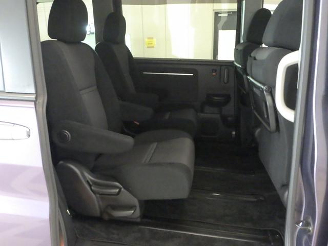 ステップワゴンスパーダ スパーダアドバンスパッケージα リア席モニター 禁煙ワンオーナー 追突軽減ブレーキ サイドエアバッグ ナビ リアカメラ Bluetooth フルセグ HDMI USB接続 DVD再生 スマートキー LEDヘッドライト 社外アルミ(23枚目)