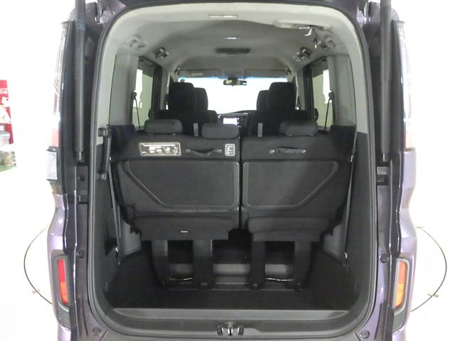 ステップワゴンスパーダ スパーダアドバンスパッケージα リア席モニター 禁煙ワンオーナー 追突軽減ブレーキ サイドエアバッグ ナビ リアカメラ Bluetooth フルセグ HDMI USB接続 DVD再生 スマートキー LEDヘッドライト 社外アルミ(25枚目)