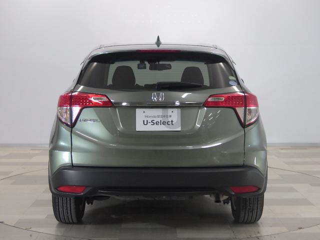 ヴェゼル Ｘ・ホンダセンシング　禁煙　ワンオーナー　追突軽減ブレーキ　サイドエアバッグ　８型ナビ　リアカメラ　Ｂｌｕｅｔｏｏｔｈ　フルセグ　ＤＶＤ再生　ＵＳＢ再生　スマートキー　ＬＥＤヘッドライト　衝突安全ボディ　Ｒカメラ　盗難防止（16枚目）