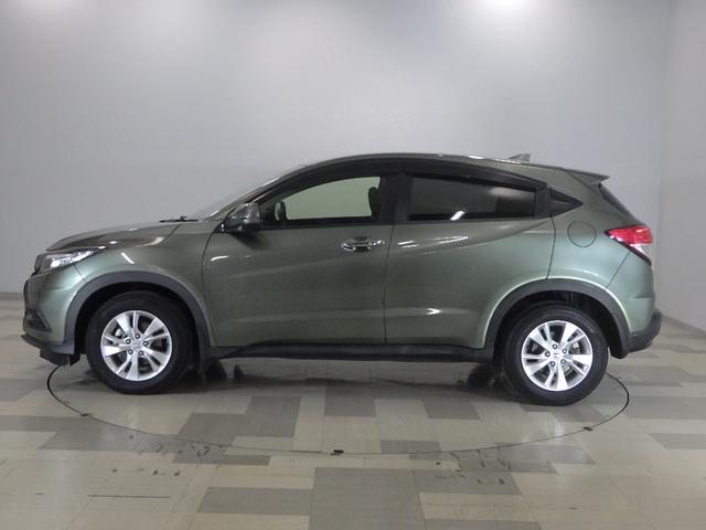 ヴェゼル Ｘ・ホンダセンシング　禁煙　ワンオーナー　追突軽減ブレーキ　サイドエアバッグ　８型ナビ　リアカメラ　Ｂｌｕｅｔｏｏｔｈ　フルセグ　ＤＶＤ再生　ＵＳＢ再生　スマートキー　ＬＥＤヘッドライト　衝突安全ボディ　Ｒカメラ　盗難防止（17枚目）