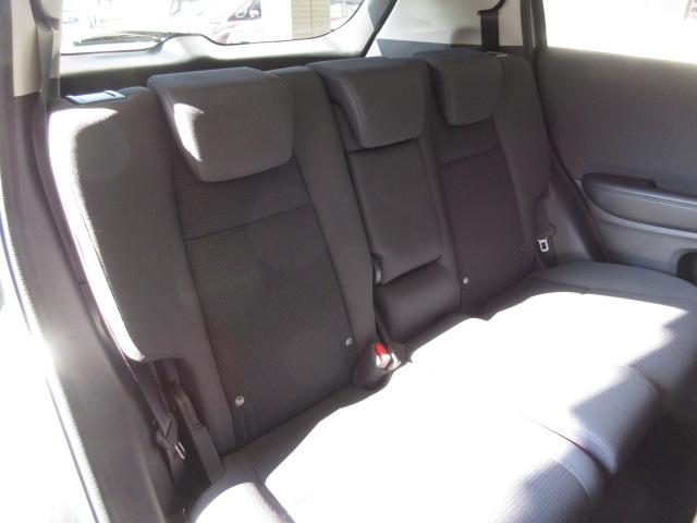 ヴェゼル Ｘ・ホンダセンシング　禁煙　ワンオーナー　追突軽減ブレーキ　サイドエアバッグ　８型ナビ　リアカメラ　Ｂｌｕｅｔｏｏｔｈ　フルセグ　ＤＶＤ再生　ＵＳＢ再生　スマートキー　ＬＥＤヘッドライト　衝突安全ボディ　Ｒカメラ　盗難防止（25枚目）