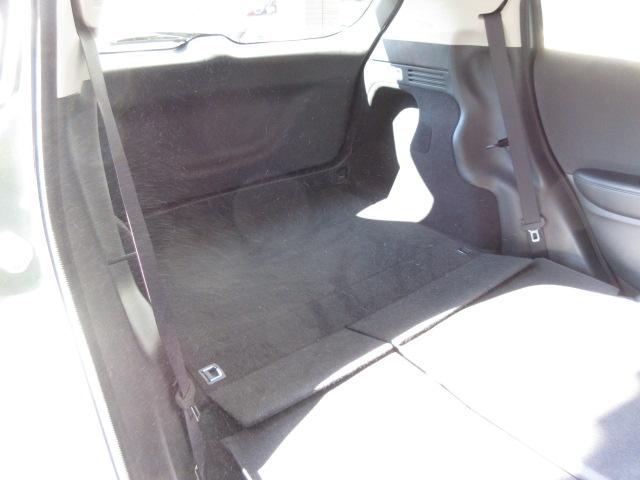 ヴェゼル Ｘ・ホンダセンシング　禁煙　ワンオーナー　追突軽減ブレーキ　サイドエアバッグ　８型ナビ　リアカメラ　Ｂｌｕｅｔｏｏｔｈ　フルセグ　ＤＶＤ再生　ＵＳＢ再生　スマートキー　ＬＥＤヘッドライト　衝突安全ボディ　Ｒカメラ　盗難防止（31枚目）