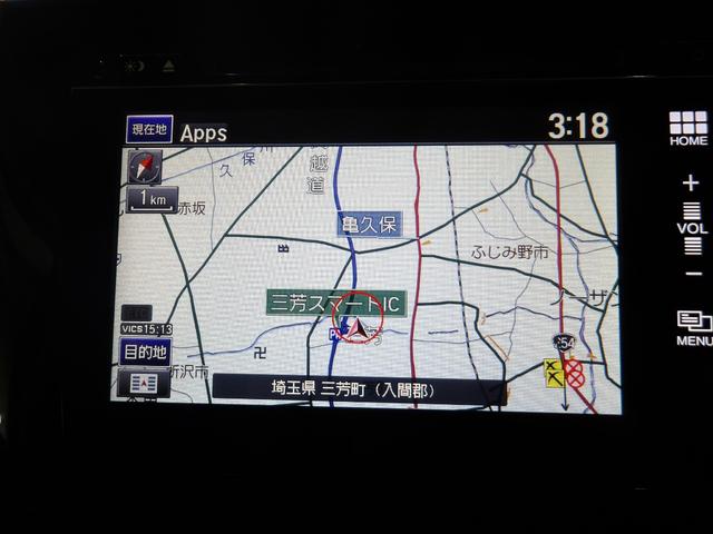 ステップワゴンスパーダ スパーダホンダセンシング　リア席モニター　禁煙　ワンオーナー　追突軽減ブレーキ　サイドエアバッグ　マルチビューカメラ　ナビ　ＨＤＭＩ　ＵＳＢ接続　Ｂｌｕｅｔｏｏｔｈ　ＤＶＤ再生　両パワースライド　パドルシフト　ドアバイザー（8枚目）