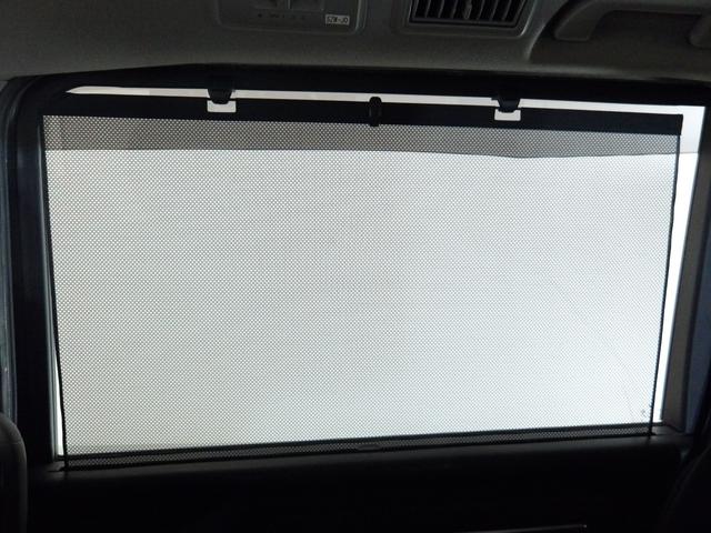 ステップワゴンスパーダ スパーダホンダセンシング　リア席モニター　禁煙　ワンオーナー　追突軽減ブレーキ　サイドエアバッグ　マルチビューカメラ　ナビ　ＨＤＭＩ　ＵＳＢ接続　Ｂｌｕｅｔｏｏｔｈ　ＤＶＤ再生　両パワースライド　パドルシフト　ドアバイザー（26枚目）