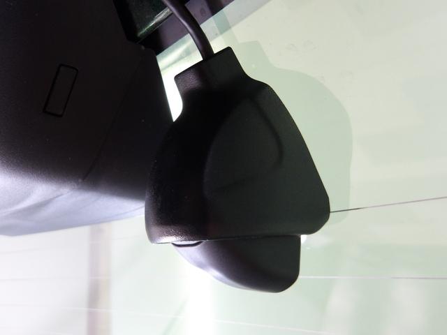 Ｎ－ＯＮＥ プレミアムツアラー　いまコレ＋　禁煙　追突軽減ブレーキ　サイドエアバッグ　ナビ　リアカメラ　前後ドラレコ　Ｂｌｕｅｔｏｏｔｈ　ＵＳＢ接続　障害物センサ　シートヒーター　パドルシフト　スマートキー　社外マフラー　Ｐセンサー（6枚目）