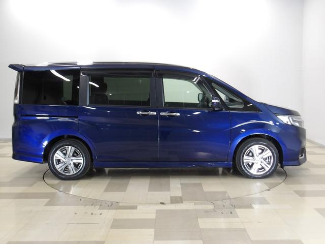 ステップワゴンスパーダ e:HEVスパーダGホンダセンシング 禁煙 ワンオーナー 追突軽減ブレーキ 9型ナビ フルセグ Bluetooth ミュージックラック DVD再生 USB接続 前後ドラレコ 両パワースライド スマートキー ETC ドアバイザー ACC(18枚目)