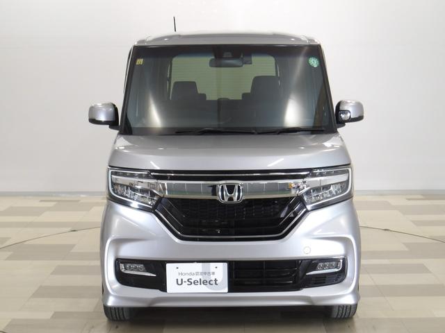 N-BOXカスタム G・EXターボホンダセンシング 禁煙 ターボ 追突軽減ブレーキ サイドエアバッグ ナビ リアカメラ ミュージックラック Bluetooth フルセグ USB接続 DVD再生 スマートキー 両パワースライド パドルシフト ドアバイザー(17枚目)