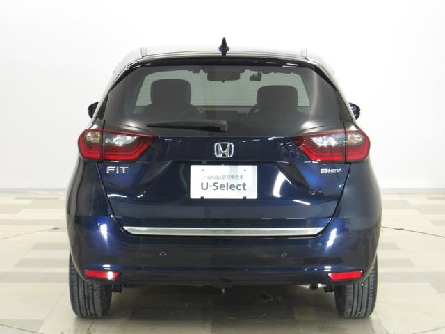 フィット e:HEVリュクス 禁煙 ワンオーナー レザーシート コネクテッドナビ マルチビューカメラ ブラインドスポットインフォ 前後ドラレコ スマートキー シートヒーター 障害物センサ フルセグ Bluetooth USB接続(20枚目)