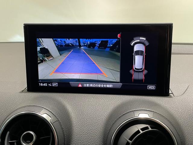 Ｑ２ １．０ＴＦＳＩスポーツ　バーチャルコクピット　ＭＭＩナビゲーション　Ｂｌｕｅｔｏｏｔｈ　フルセグテレビ　バックカメラ　パーキングエイド　ＡＣＣ　ＬＫＡ　ＬＤＷ　ＢＳＭ　コーナーセンサー　ＥＴＣ２．０　Ａライト　レインセンサー（13枚目）