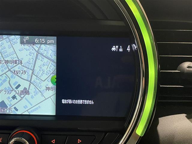 ＭＩＮＩ クーパーＳ　ペッパーＰＫＧ　前席ＣＡＢＡＮＡシートカバー　ＬＣＩモデル　ジョンクーパーワークスステアリング　純正ナビ　Ｂｌｕｅｔｏｏｔｈ　バックカメラ　カロッツェリアフルセグＴＶキット　インテリジェントセーフティ（39枚目）