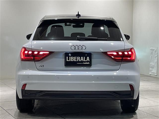 A1スポーツバック 35TFSI アドバンスド コントラストルーフ コンビニエンスPKG アシスタンスPKG ナビゲーションPKG シートヒーター バーチャルコクピット ACC AppleCarPlay AndroidAuto ドラレコ ETC(3枚目)