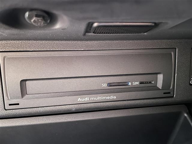 A1スポーツバック 35TFSI アドバンスド コントラストルーフ コンビニエンスPKG アシスタンスPKG ナビゲーションPKG シートヒーター バーチャルコクピット ACC AppleCarPlay AndroidAuto ドラレコ ETC(9枚目)