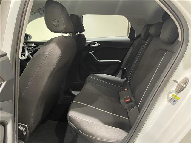A1スポーツバック 35TFSI アドバンスド コントラストルーフ コンビニエンスPKG アシスタンスPKG ナビゲーションPKG シートヒーター バーチャルコクピット ACC AppleCarPlay AndroidAuto ドラレコ ETC(11枚目)
