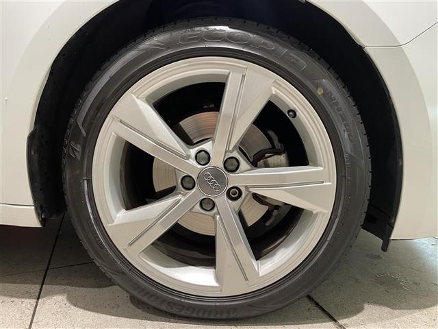 A1スポーツバック 35TFSI アドバンスド コントラストルーフ コンビニエンスPKG アシスタンスPKG ナビゲーションPKG シートヒーター バーチャルコクピット ACC AppleCarPlay AndroidAuto ドラレコ ETC(16枚目)