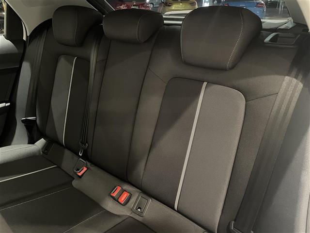 A1スポーツバック 35TFSI アドバンスド コントラストルーフ コンビニエンスPKG アシスタンスPKG ナビゲーションPKG シートヒーター バーチャルコクピット ACC AppleCarPlay AndroidAuto ドラレコ ETC(19枚目)