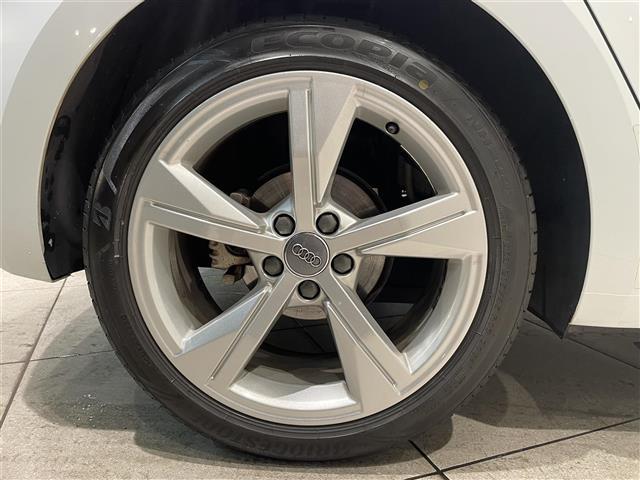 A1スポーツバック 35TFSI アドバンスド コントラストルーフ コンビニエンスPKG アシスタンスPKG ナビゲーションPKG シートヒーター バーチャルコクピット ACC AppleCarPlay AndroidAuto ドラレコ ETC(22枚目)