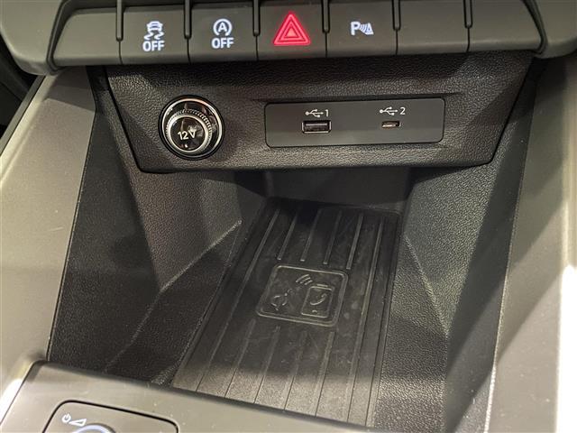 A1スポーツバック 35TFSI アドバンスド コントラストルーフ コンビニエンスPKG アシスタンスPKG ナビゲーションPKG シートヒーター バーチャルコクピット ACC AppleCarPlay AndroidAuto ドラレコ ETC(41枚目)