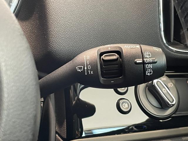 ＭＩＮＩ クーパーＤ　クロスオーバー　ペッパーＰＫＧ　コンフォートアクセス　アダプティブクルーズコントロール　純正ナビ　Ｂｌｕｅｔｏｏｔｈ　バックカメラ　パークディスタンスコントロール　ドライブレコーダー　ＥＴＣ　パワーバックドア（9枚目）