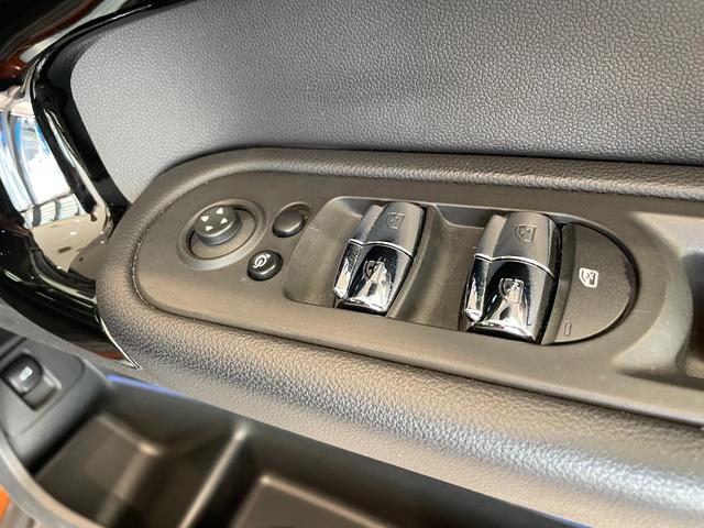 ＭＩＮＩ クーパーＤ　クロスオーバー　ペッパーＰＫＧ　コンフォートアクセス　アダプティブクルーズコントロール　純正ナビ　Ｂｌｕｅｔｏｏｔｈ　バックカメラ　パークディスタンスコントロール　ドライブレコーダー　ＥＴＣ　パワーバックドア（23枚目）