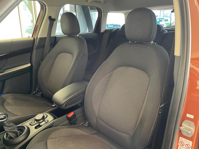 ＭＩＮＩ クーパーＤ　クロスオーバー　ペッパーＰＫＧ　コンフォートアクセス　アダプティブクルーズコントロール　純正ナビ　Ｂｌｕｅｔｏｏｔｈ　バックカメラ　パークディスタンスコントロール　ドライブレコーダー　ＥＴＣ　パワーバックドア（28枚目）