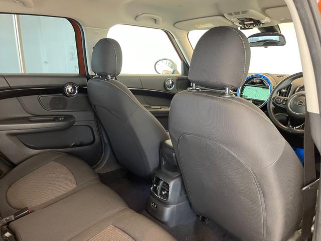 ＭＩＮＩ クーパーＤ　クロスオーバー　ペッパーＰＫＧ　コンフォートアクセス　アダプティブクルーズコントロール　純正ナビ　Ｂｌｕｅｔｏｏｔｈ　バックカメラ　パークディスタンスコントロール　ドライブレコーダー　ＥＴＣ　パワーバックドア（30枚目）