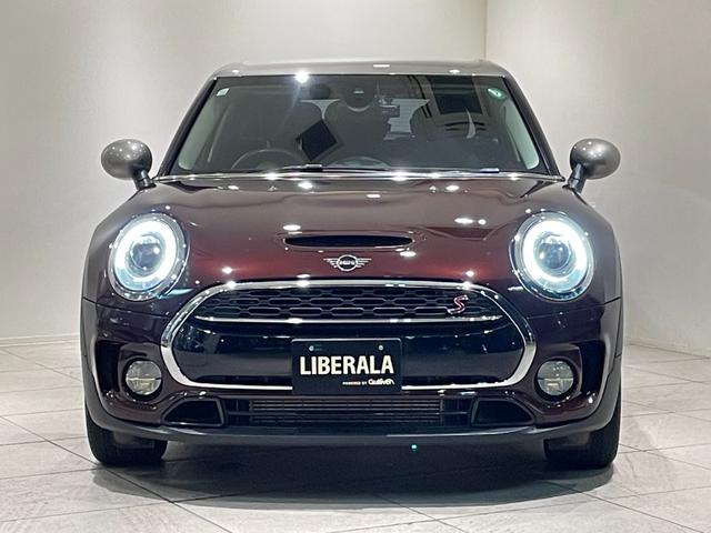 ＭＩＮＩ クーパーＳ　クラブマン　ＭＩＮＩＹｏｕｒｓインテリア・サーフェス　ピュア・バーガンディー・イルミネーテッドレザーチェスターインディゴ・ブルーＳシート　シートＨ　純正ナビ　Ｂｌｕｅｔｏｏｔｈ　バックカメラ　ドラレコ　ＥＴＣ（13枚目）