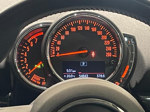 ＭＩＮＩ クーパーＳ　クラブマン　ＭＩＮＩＹｏｕｒｓインテリア・サーフェス　ピュア・バーガンディー・イルミネーテッドレザーチェスターインディゴ・ブルーＳシート　シートＨ　純正ナビ　Ｂｌｕｅｔｏｏｔｈ　バックカメラ　ドラレコ　ＥＴＣ（27枚目）