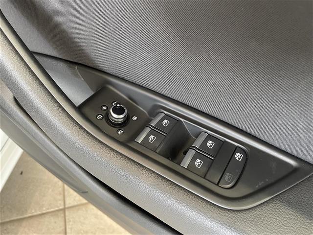 A5スポーツバック 2.0TFSIスポーツ マトリクスLEDヘッドライト バーチャルコクピット シートヒーター MMIナビゲーション Bluetooth バックカメラ フルセグTV Audiプレセンス ACC LKA BSM パーキングエイド(32枚目)