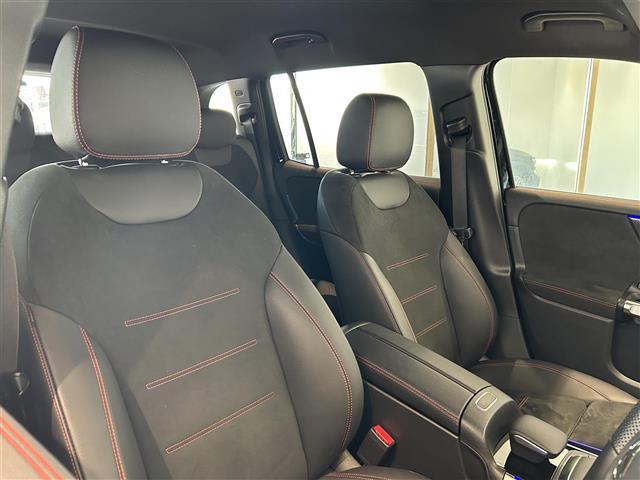 GLB GLB200d 4マチック AMGラインパッケージ MBUX Bluetooth 360度カメラ フルセグTV カーボン調インテイリアトリム ACC LKA LDW BSM 19インチAMGツインスポークAW ドライブレコーダー ETC2.0(8枚目)