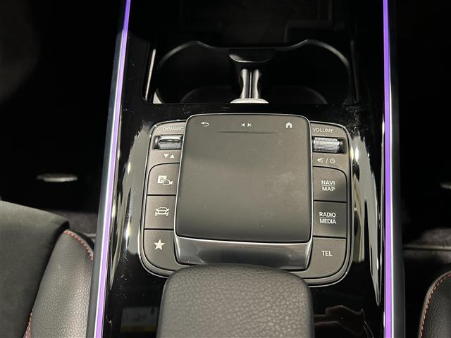 GLB GLB200d 4マチック AMGラインパッケージ MBUX Bluetooth 360度カメラ フルセグTV カーボン調インテイリアトリム ACC LKA LDW BSM 19インチAMGツインスポークAW ドライブレコーダー ETC2.0(40枚目)