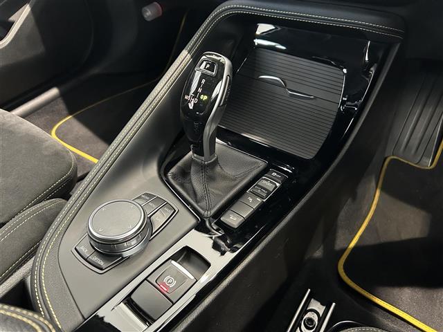 Ｘ２ ｘＤｒｉｖｅ　２０ｉ　ＭスポーツＸ　１９インチＭライトアロイホイール　Ｙスポークインテリジェントセーフティー　オートマチックテールゲート　シートヒーター　ＢＭＷｉＤｒｉｖｅＨＤＤナビ　Ｂｌｕｅｔｏｏｔｈ　バックカメラ（16枚目）