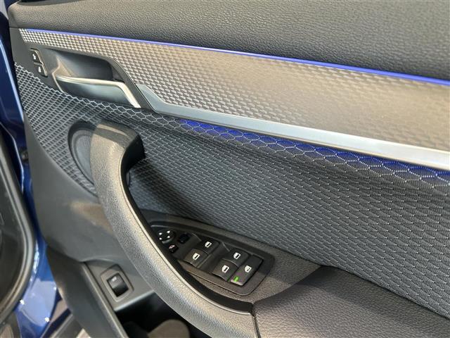 Ｘ２ ｘＤｒｉｖｅ　２０ｉ　ＭスポーツＸ　１９インチＭライトアロイホイール　Ｙスポークインテリジェントセーフティー　オートマチックテールゲート　シートヒーター　ＢＭＷｉＤｒｉｖｅＨＤＤナビ　Ｂｌｕｅｔｏｏｔｈ　バックカメラ（18枚目）