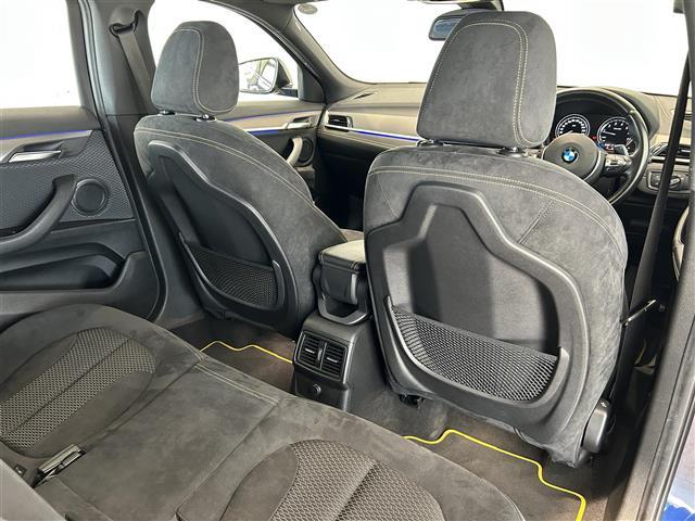 Ｘ２ ｘＤｒｉｖｅ　２０ｉ　ＭスポーツＸ　１９インチＭライトアロイホイール　Ｙスポークインテリジェントセーフティー　オートマチックテールゲート　シートヒーター　ＢＭＷｉＤｒｉｖｅＨＤＤナビ　Ｂｌｕｅｔｏｏｔｈ　バックカメラ（21枚目）