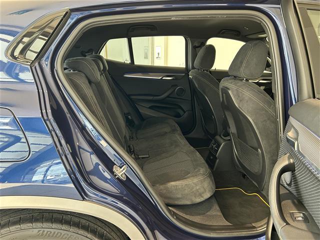 Ｘ２ ｘＤｒｉｖｅ　２０ｉ　ＭスポーツＸ　１９インチＭライトアロイホイール　Ｙスポークインテリジェントセーフティー　オートマチックテールゲート　シートヒーター　ＢＭＷｉＤｒｉｖｅＨＤＤナビ　Ｂｌｕｅｔｏｏｔｈ　バックカメラ（22枚目）