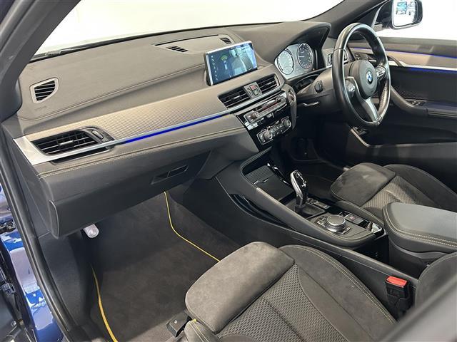 Ｘ２ ｘＤｒｉｖｅ　２０ｉ　ＭスポーツＸ　１９インチＭライトアロイホイール　Ｙスポークインテリジェントセーフティー　オートマチックテールゲート　シートヒーター　ＢＭＷｉＤｒｉｖｅＨＤＤナビ　Ｂｌｕｅｔｏｏｔｈ　バックカメラ（24枚目）
