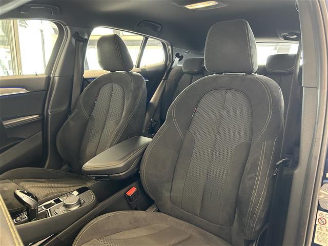 Ｘ２ ｘＤｒｉｖｅ　２０ｉ　ＭスポーツＸ　１９インチＭライトアロイホイール　Ｙスポークインテリジェントセーフティー　オートマチックテールゲート　シートヒーター　ＢＭＷｉＤｒｉｖｅＨＤＤナビ　Ｂｌｕｅｔｏｏｔｈ　バックカメラ（26枚目）