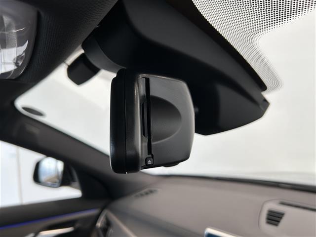 Ｘ２ ｘＤｒｉｖｅ　２０ｉ　ＭスポーツＸ　１９インチＭライトアロイホイール　Ｙスポークインテリジェントセーフティー　オートマチックテールゲート　シートヒーター　ＢＭＷｉＤｒｉｖｅＨＤＤナビ　Ｂｌｕｅｔｏｏｔｈ　バックカメラ（35枚目）