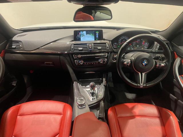 M4クーペ 赤革 19inAW ナビ TV HUD Bluetooth ETC コンフォートアクセス フットトランク インテリジェントセーフティ バックカメラ DVD LED クルーズコントロール シートヒーター(3枚目)
