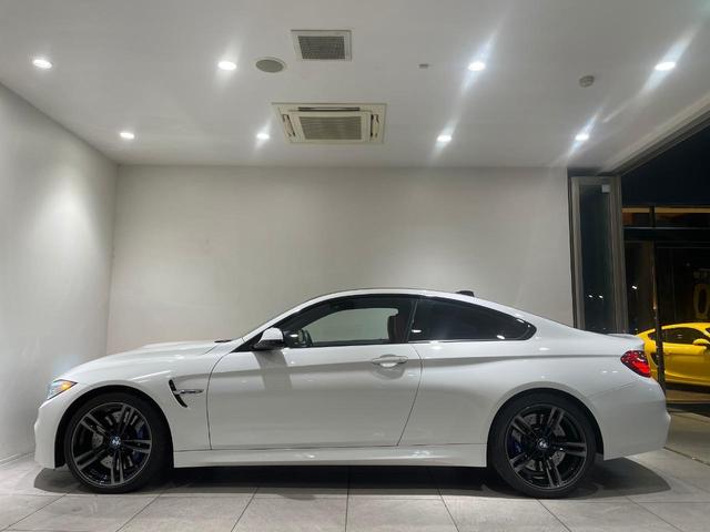 M4クーペ 赤革 19inAW ナビ TV HUD Bluetooth ETC コンフォートアクセス フットトランク インテリジェントセーフティ バックカメラ DVD LED クルーズコントロール シートヒーター(19枚目)