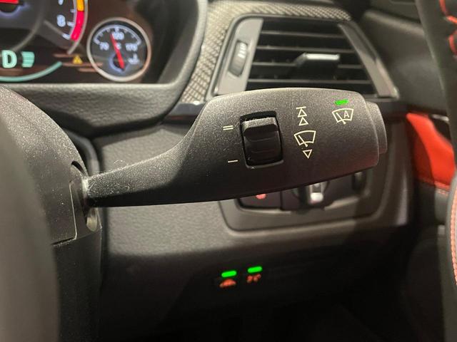 M4クーペ 赤革 19inAW ナビ TV HUD Bluetooth ETC コンフォートアクセス フットトランク インテリジェントセーフティ バックカメラ DVD LED クルーズコントロール シートヒーター(34枚目)