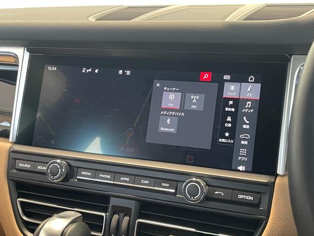マカンＳ　ワンオーナー　スポーツデザインＰＫＧ　純正２０インチＡＷ　ＰＤＬＳプラスＬＥＤヘッドライト　エントリードライブ　ベージュレザーシート　１４ｗａｙパワーシート　シートヒーター　ＰＣＭナビ　３６０カメラ(13枚目)