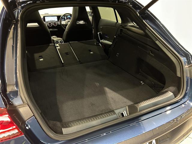 CLAクラス シューティングブレーク CLA200d シューティングブレーク アドバンスドPKG レザーエクスクルーシブPKG パノラミックスライディングルーフ レーダーセーフティーPKG マルチビームLEDヘッドライト シートヒーター ETC 電動バックドア プッシュスタート(32枚目)