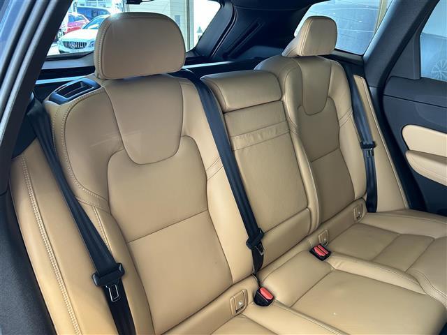 ＸＣ６０ Ｂ５　ＡＷＤ　インスクリプション　パノラマサンルーフ　エレクトロニックスタビリティ・コントロールヒルディセント・コントロール　ハーマンカードン（22枚目）