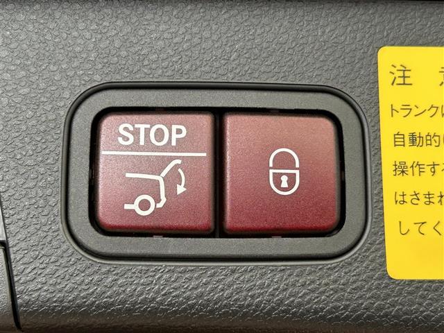 �Q�W�X�܁A�n��ɖ��������݌ɓW�����s�Ȃ��Ă���܂��B���̓X�܂ł����W������Ȃ����Ԃ��������܂��̂ŁA���q�l�ɂƂ��Ă��C�ɓ���̓X�܂������邩������܂���