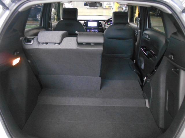 フィット ｅ：ＨＥＶホーム　・ハイブリッド車・ナビ・ＥＴＣ・ＬＥＤヘッドライト・ドライブレコーダー（社外）・横滑り防止装置・障害物センサー・ワンオーナー・禁煙車・ホンダセンシング・アクティブクルーズコントロール　クリソナ　１オナ（23枚目）