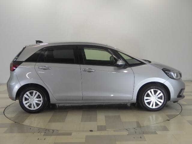 フィット ｅ：ＨＥＶホーム　・ハイブリッド車・ナビ・ＥＴＣ・ＬＥＤヘッドライト・ドライブレコーダー（社外）・横滑り防止装置・障害物センサー・ワンオーナー・禁煙車・ホンダセンシング・アクティブクルーズコントロール　クリソナ　１オナ（30枚目）