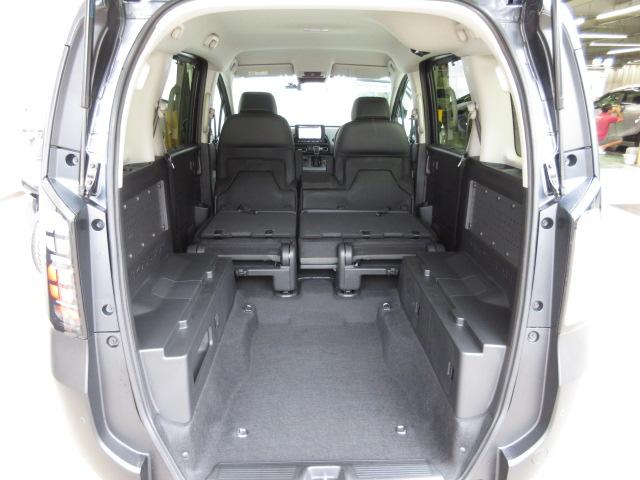 フリード クロスター ・当店デモカー・ナビ・リアカメラ・LEDヘッドライト・ETC・横滑り防止装置・両側電動スライドドア・両席シートヒーター・ブラインドスポットインフォメーション・禁煙車・ドラレコ前後・ホンダセンシング(22枚目)