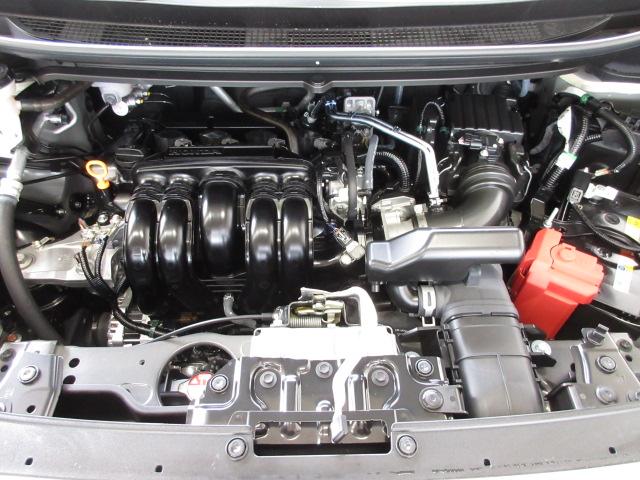 フリード クロスター ・当店デモカー・ナビ・リアカメラ・LEDヘッドライト・ETC・横滑り防止装置・両側電動スライドドア・両席シートヒーター・ブラインドスポットインフォメーション・禁煙車・ドラレコ前後・ホンダセンシング(32枚目)