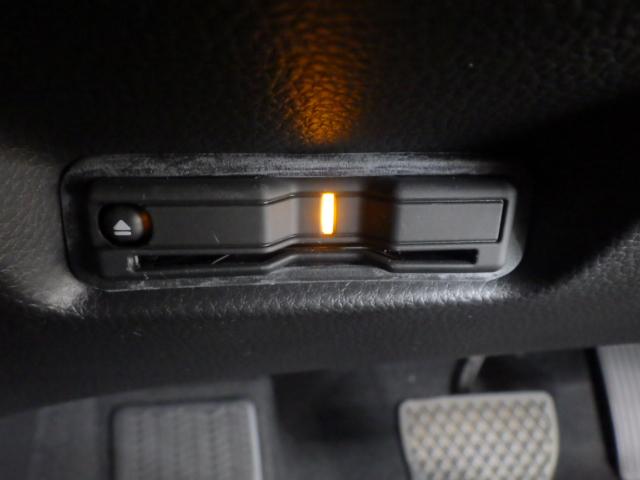 フィット ｅ：ＨＥＶベーシック　・ハイブリッド車・ナビ・リアカメラ・ＥＴＣ・横滑り防止装置・障害物センサー・ＬＥＤヘッドライト・ワンオーナー・禁煙車・ＵＳＢジャック・ホンダセンシング・アクティブクルーズコントロール　ＣＭＢＳ　Ｒカメ（5枚目）